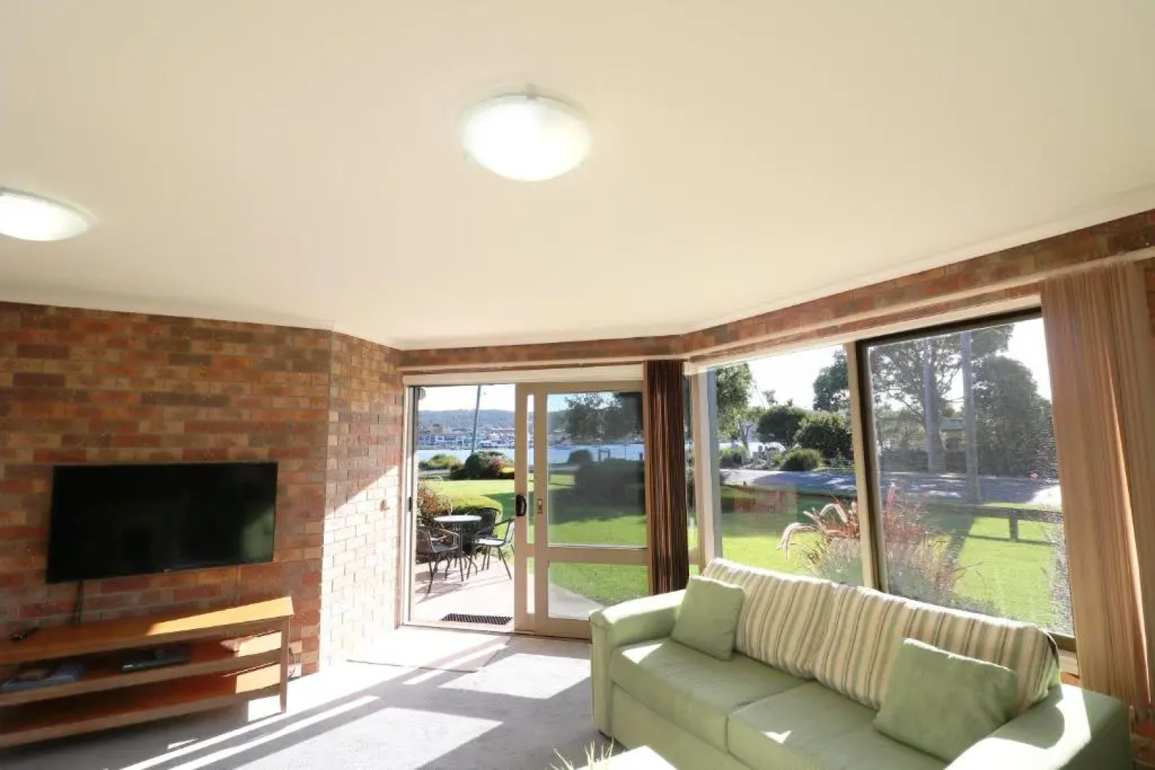Pelican Waters 1
