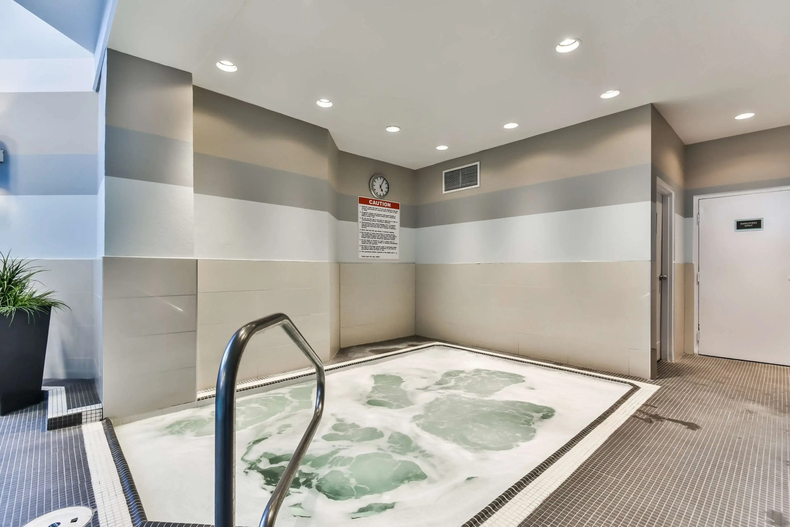 Best Western Plus Cambridge Hotel