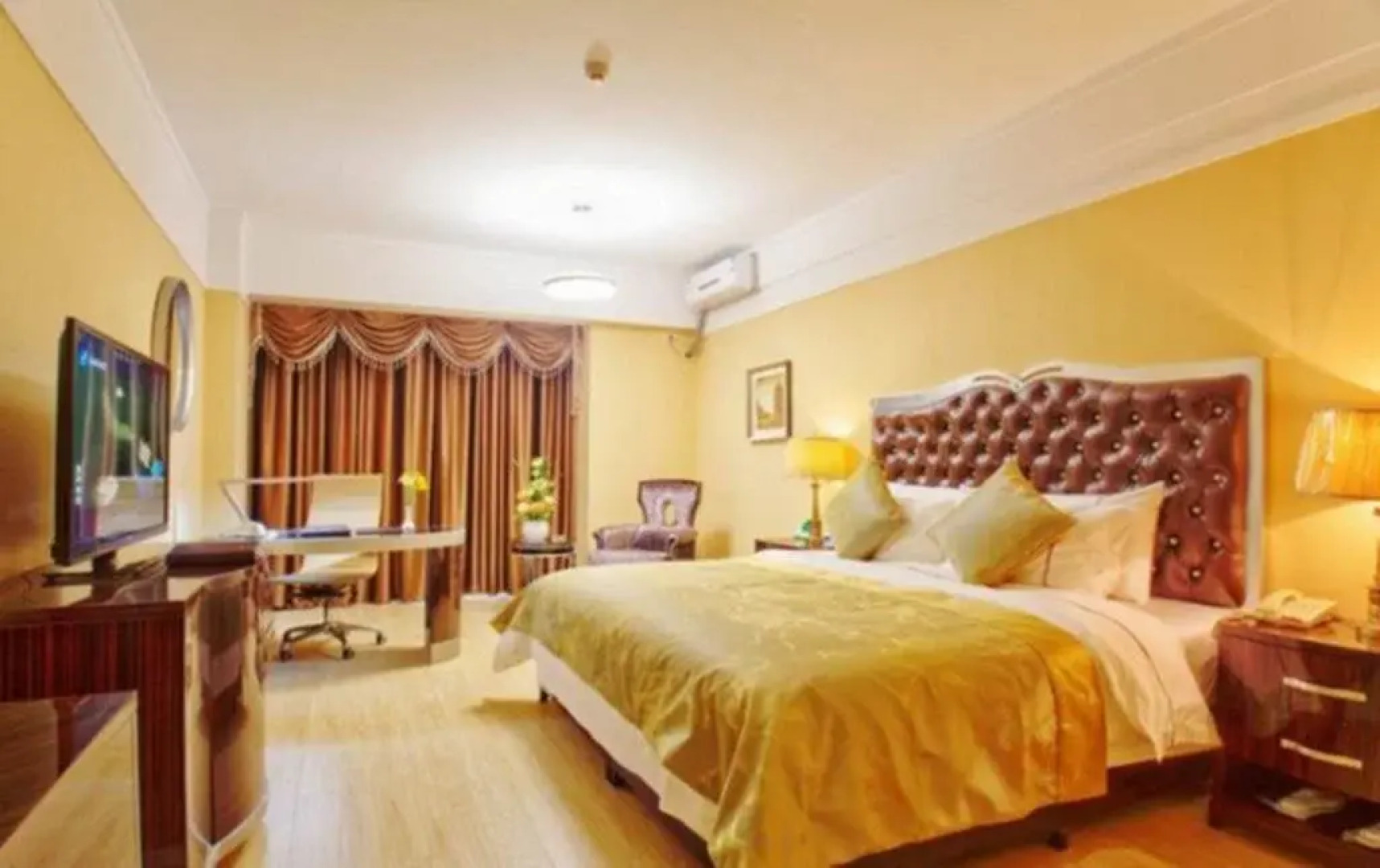 Chengdu Man Ya Hotel