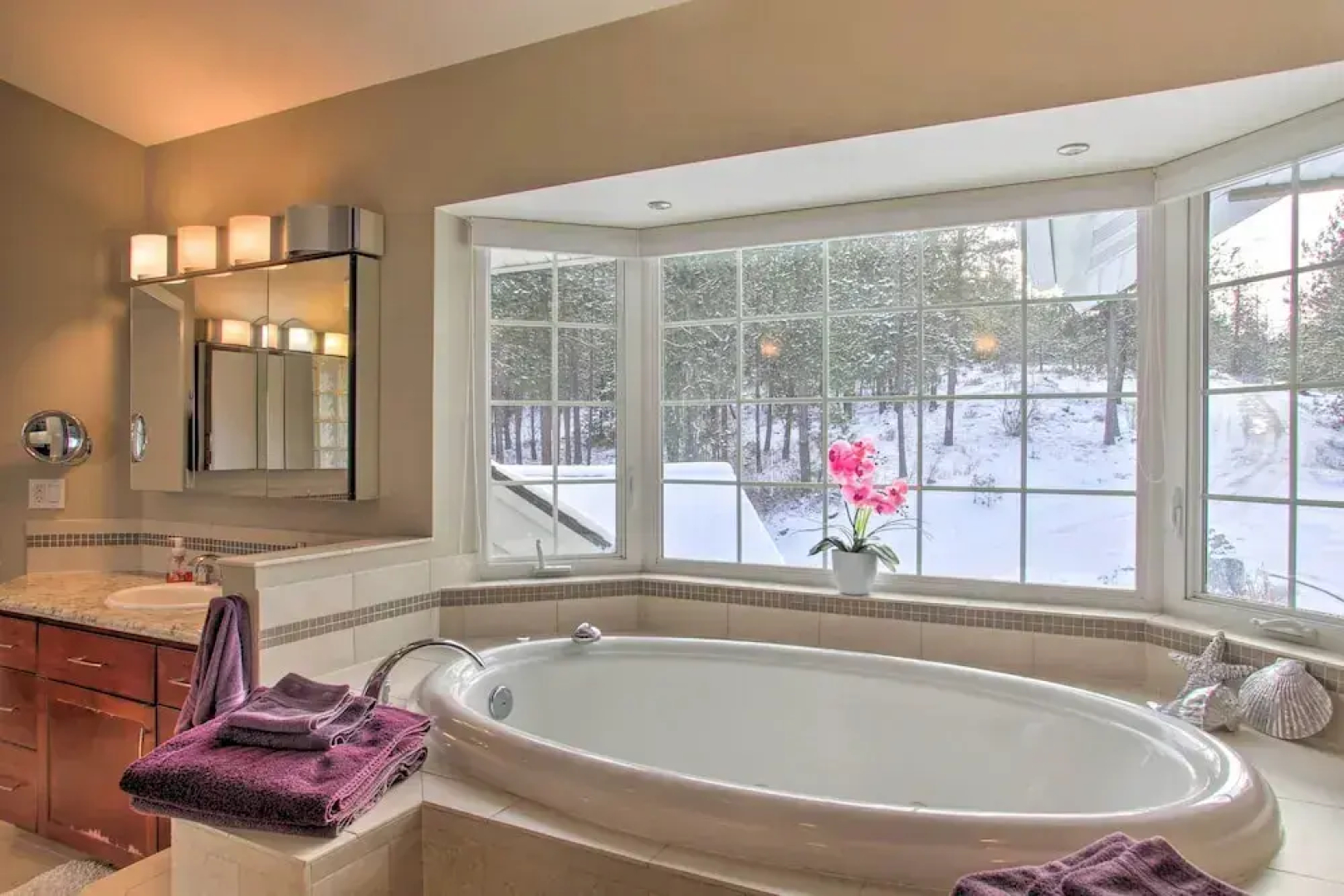 Secluded Home w/ Pool ~ 14 Mi to Coeur D'alene!