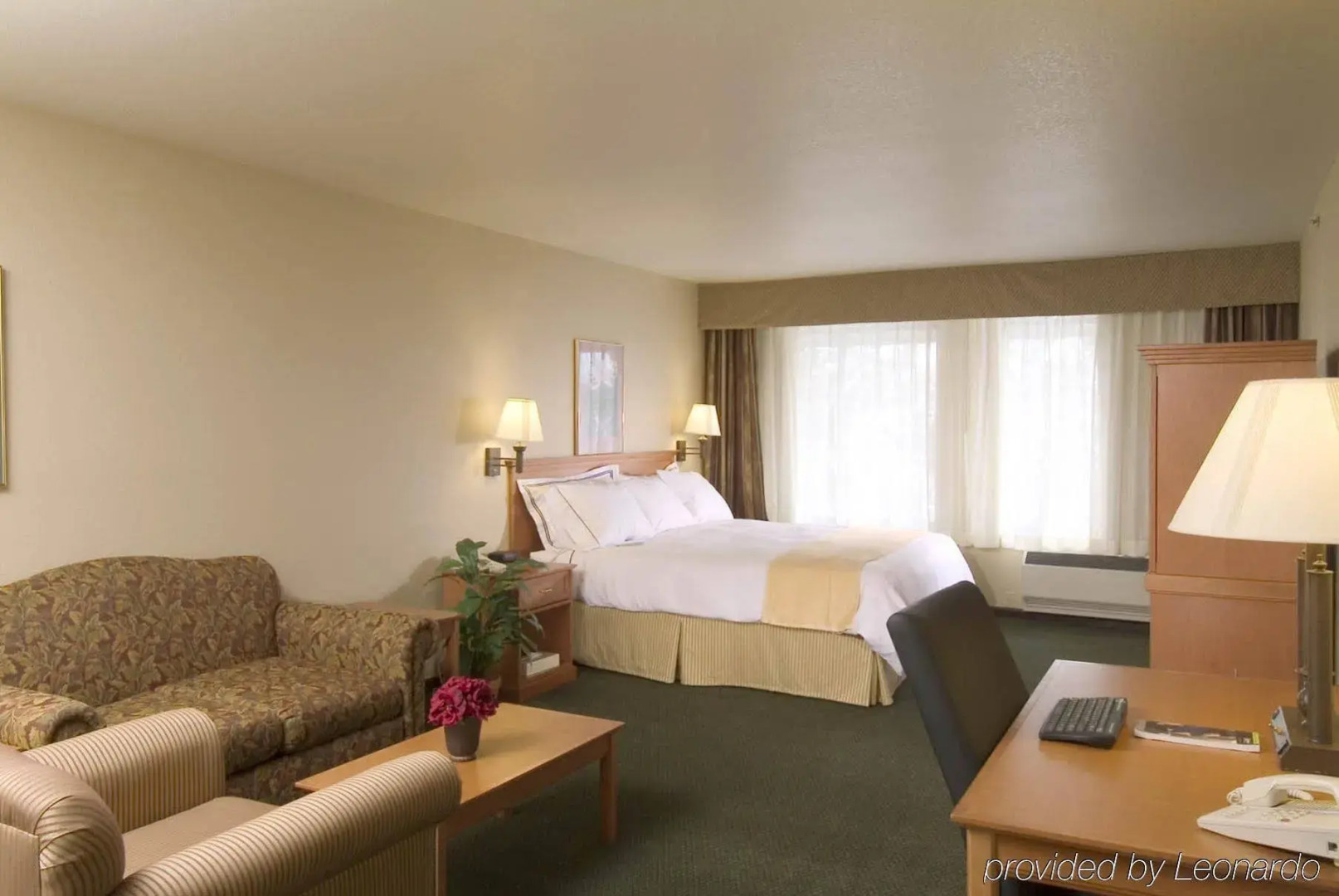 Best Western Plus Plaza Hotel