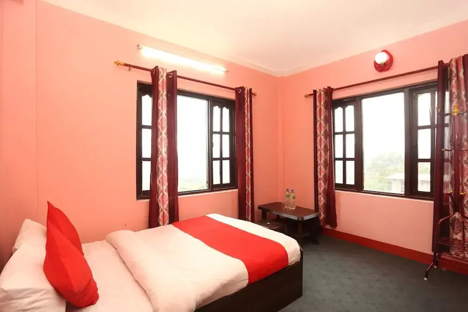 SPOT ON 627 Potala Top View Restaurant