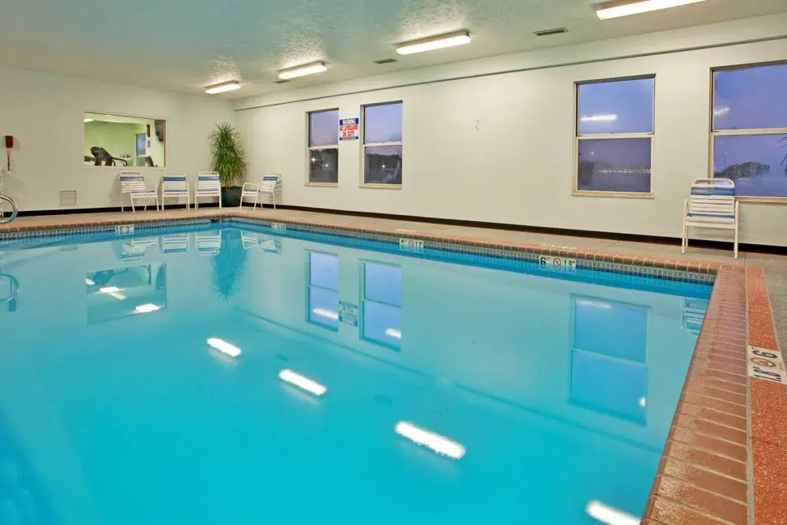 Holiday Inn Express Junction City