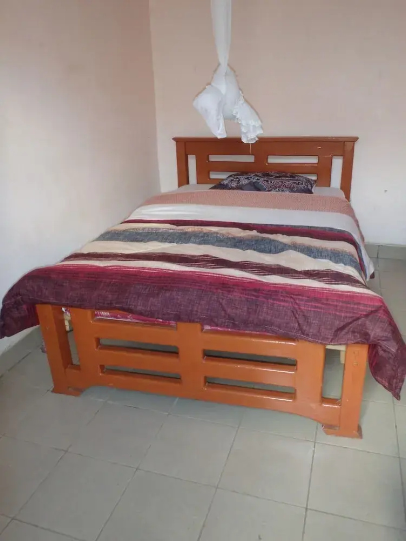 Erishina Guest House