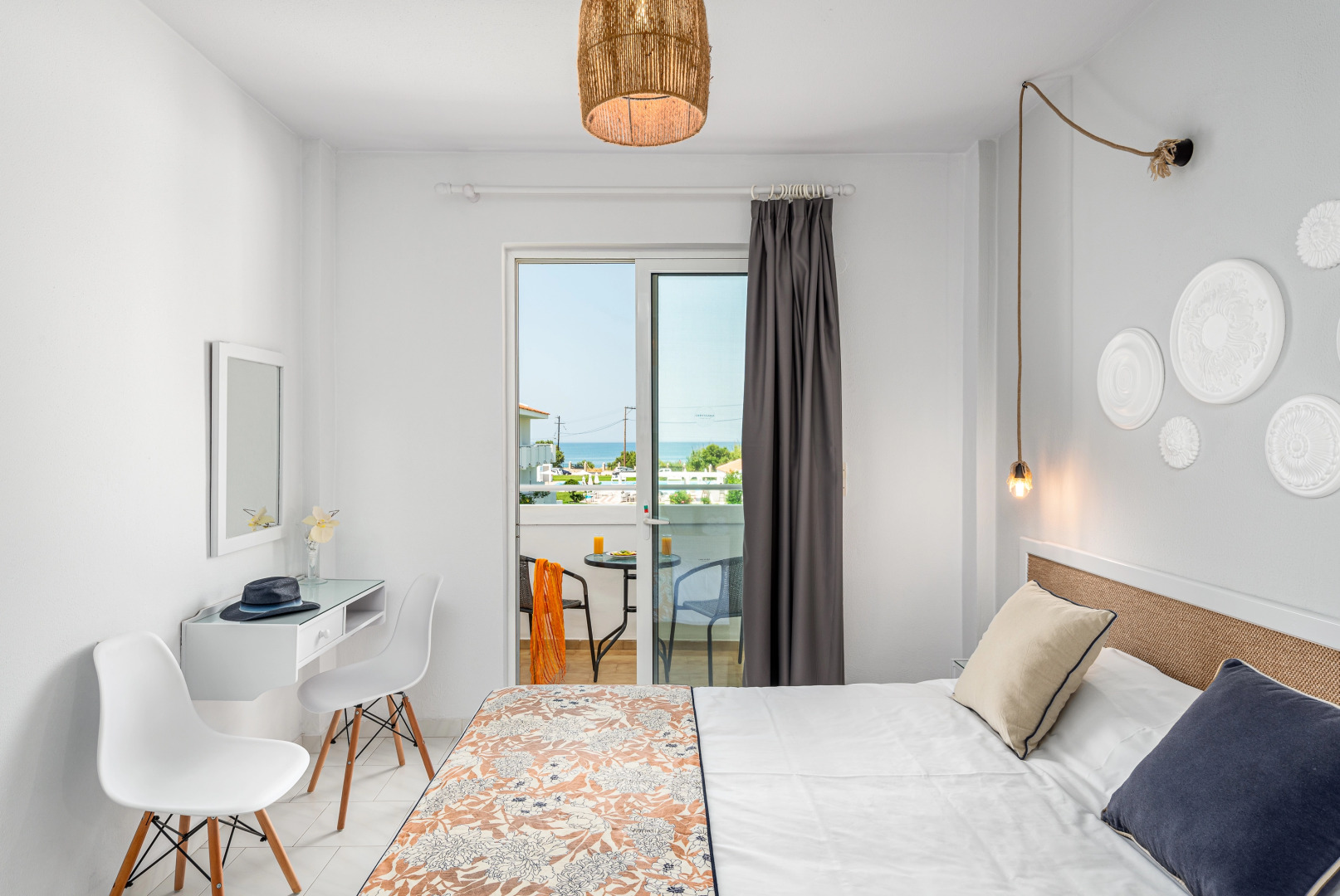 Mrs Chryssana Beach Hotel