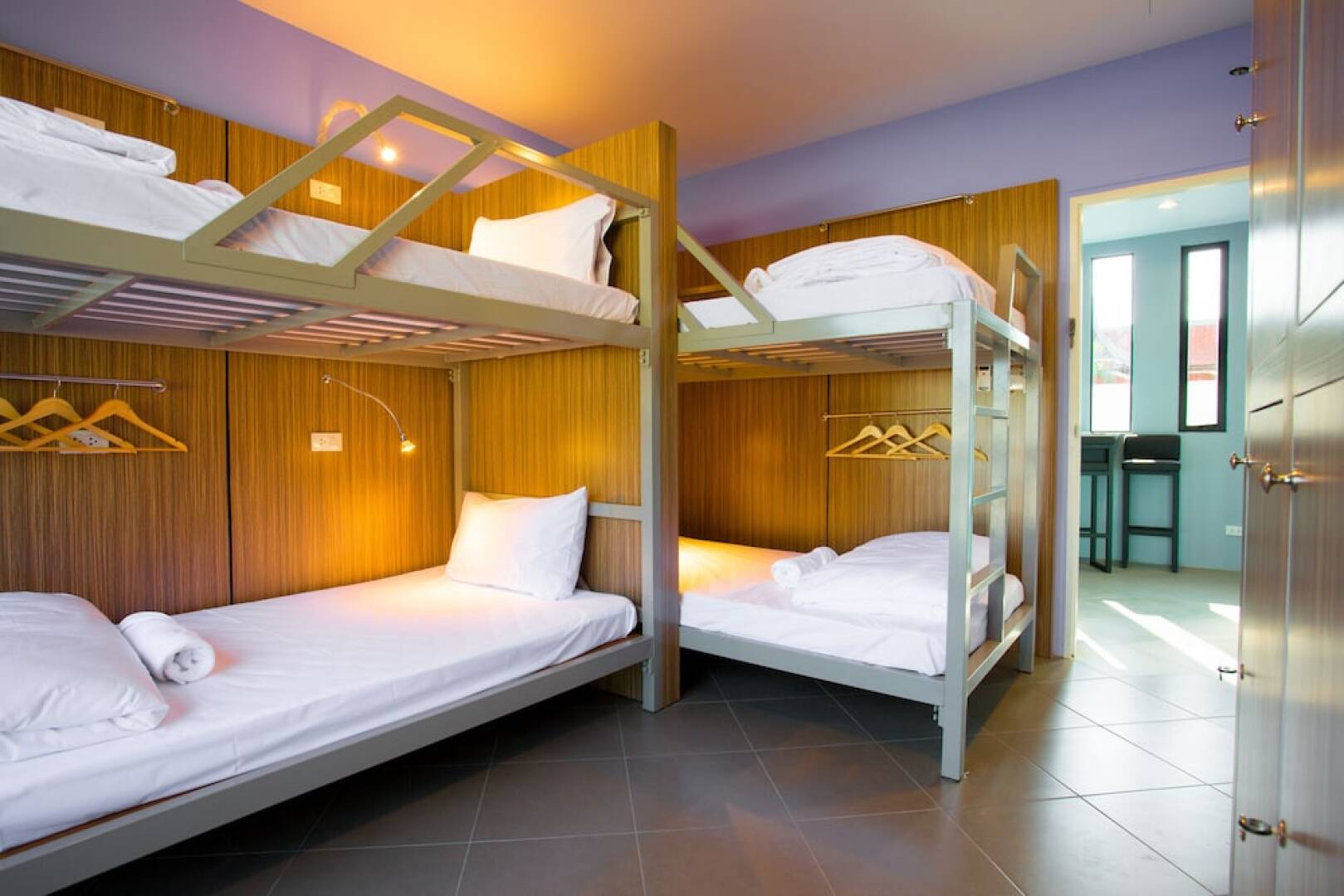 iNest Poshtel - Hostel