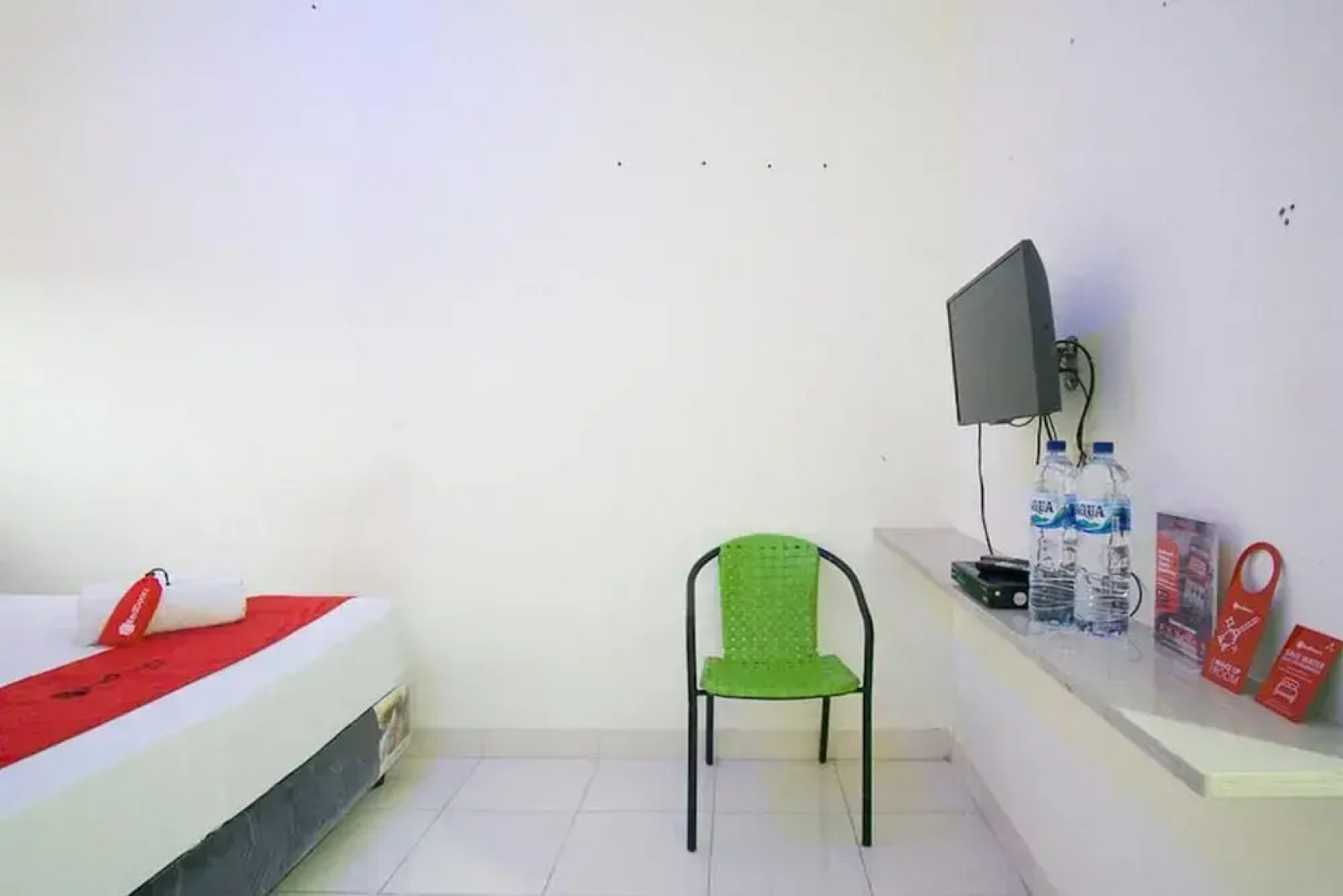 RedDoorz @ Pematangsiantar 2