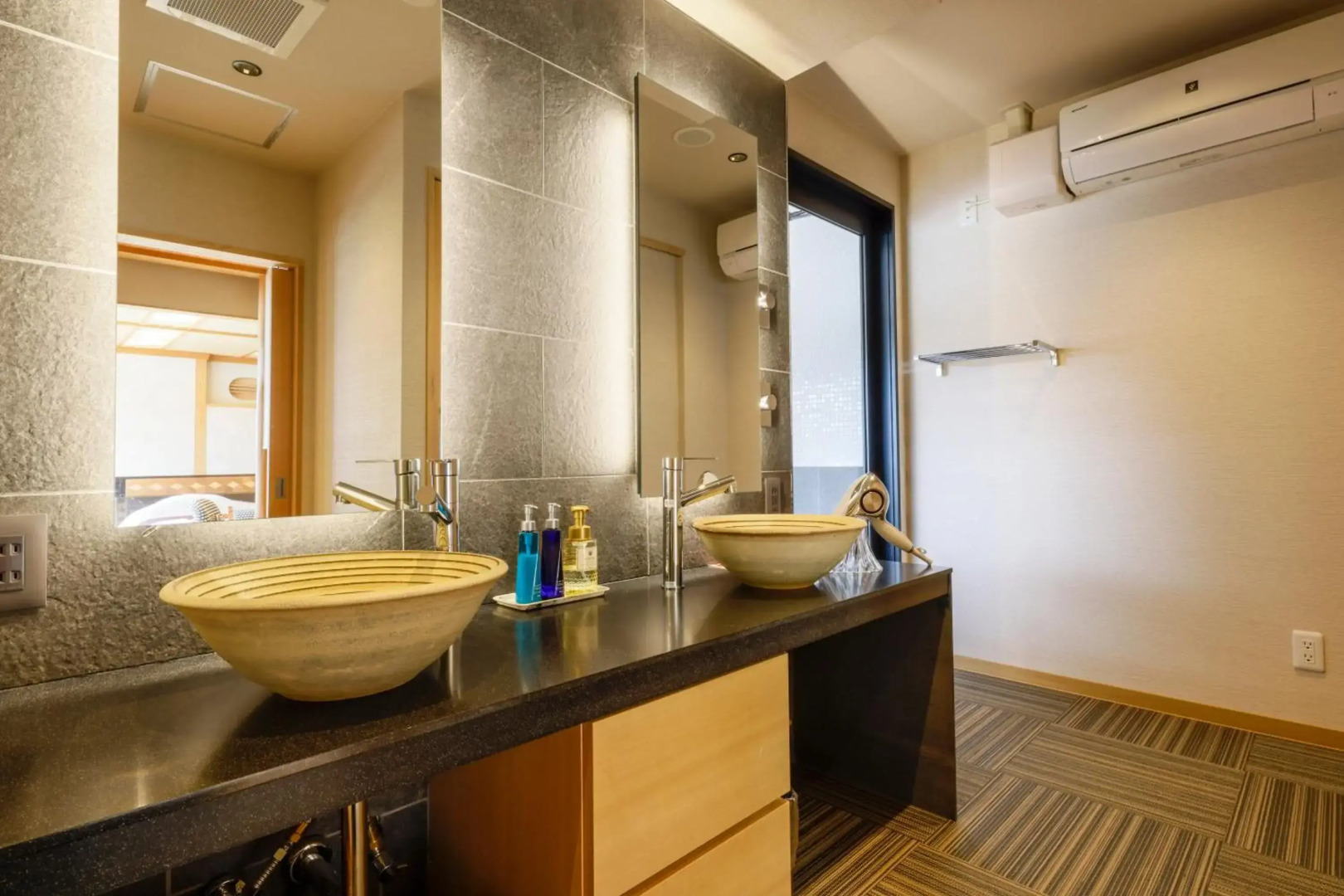 Kawaguchiya Kinosaki Riverside Hotel