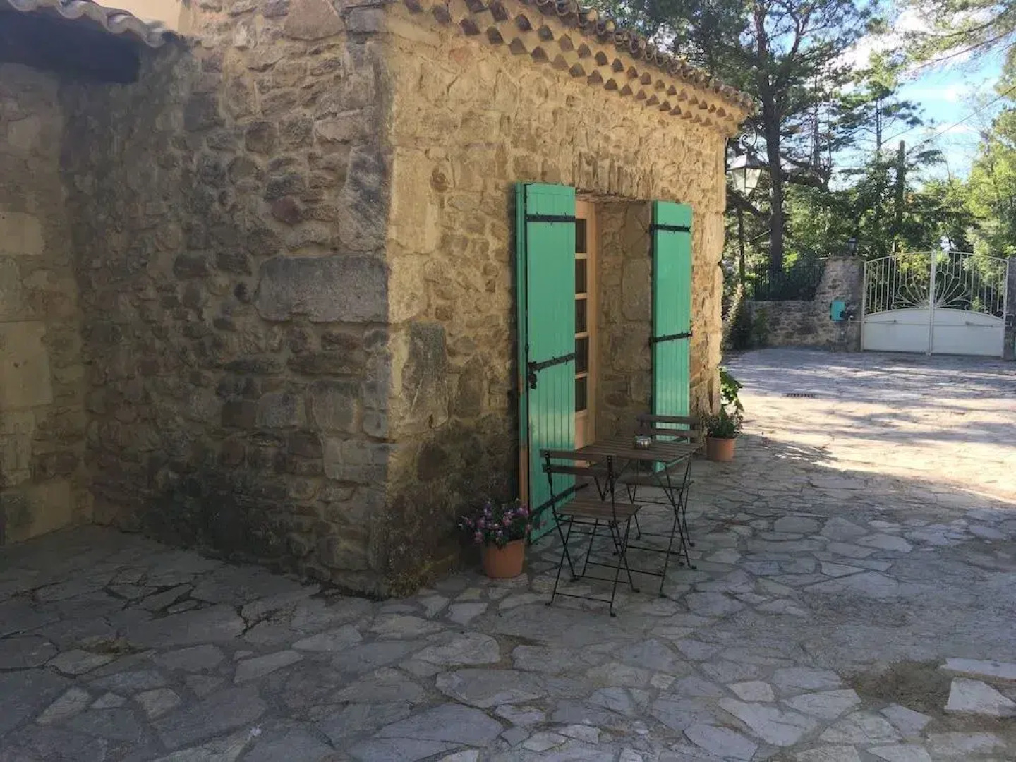 Mas de la Pinède (ex. Les Arbousiers)