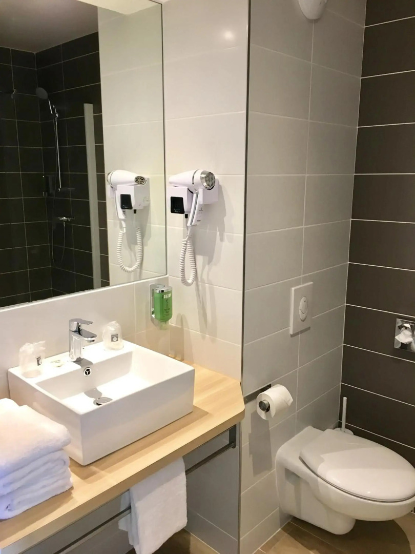 Brit Hotel Martigues Nord