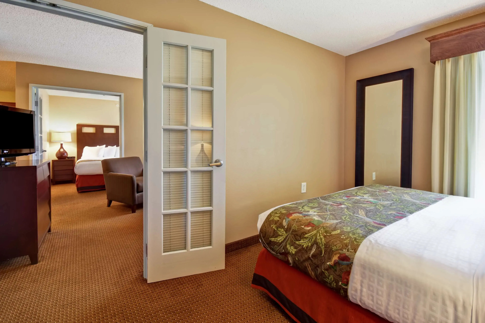 GrandStay Hotel & Suites