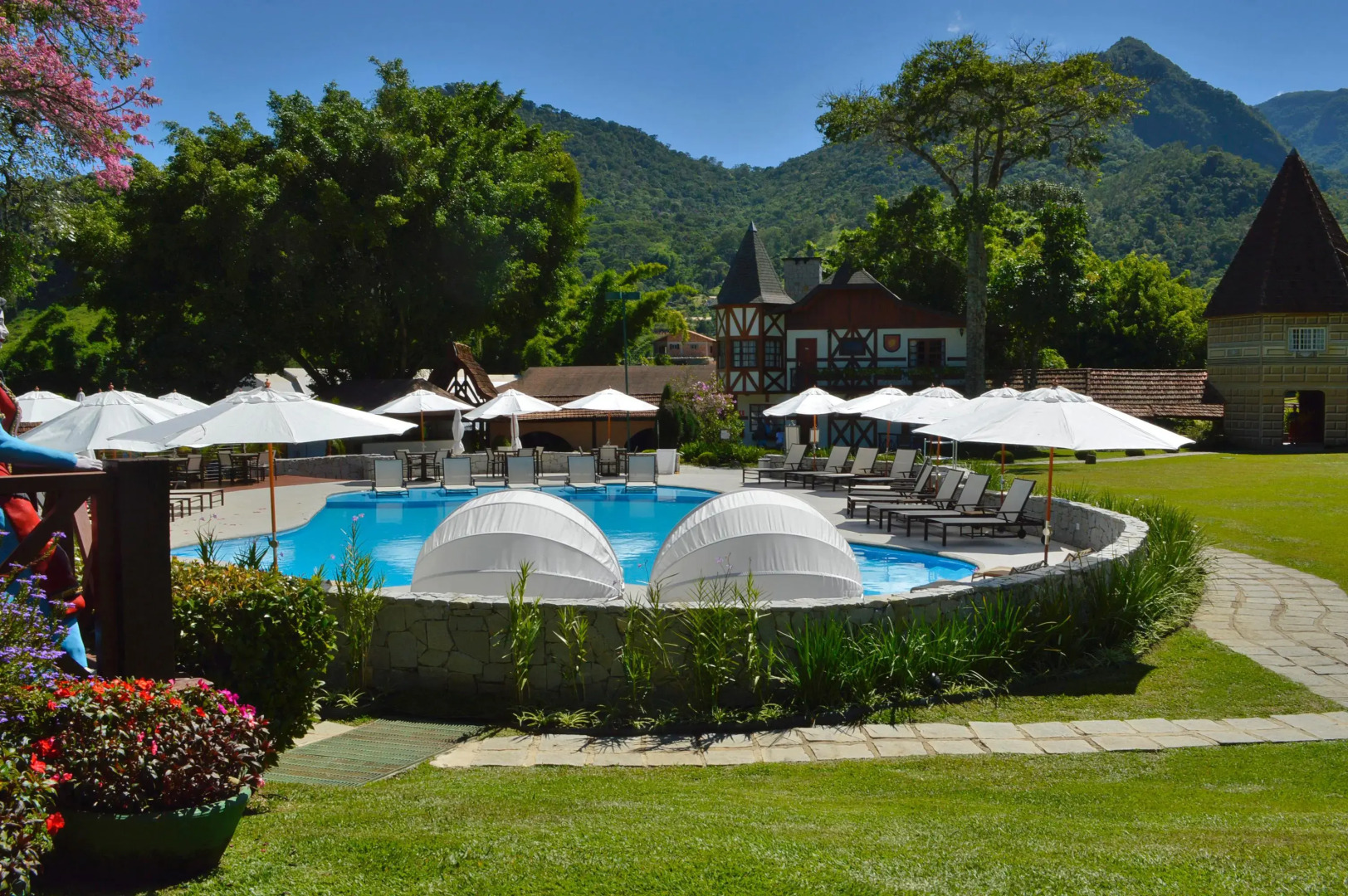 Hotel Village Le Canton