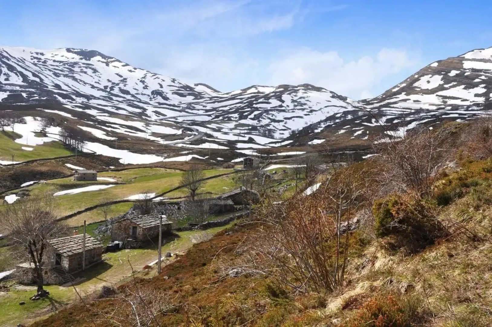 House With 6 Bedrooms in San Roque de Riomiera, With Wonderful Mountai