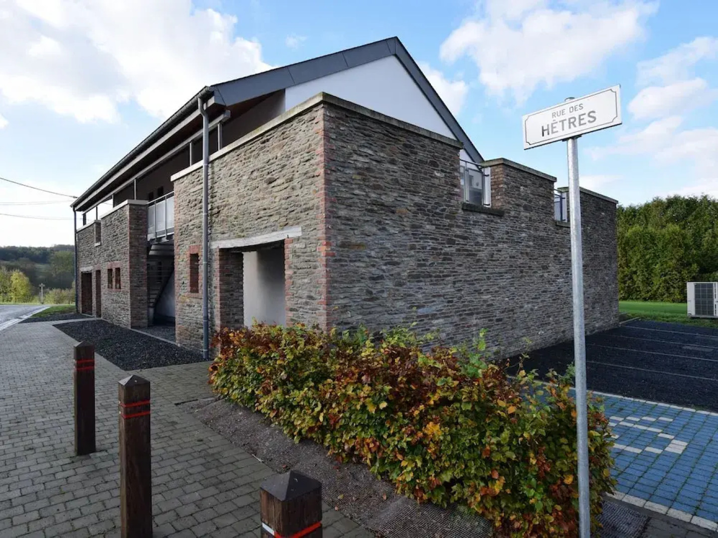 Stylish Apartment In Leglise With Terrace