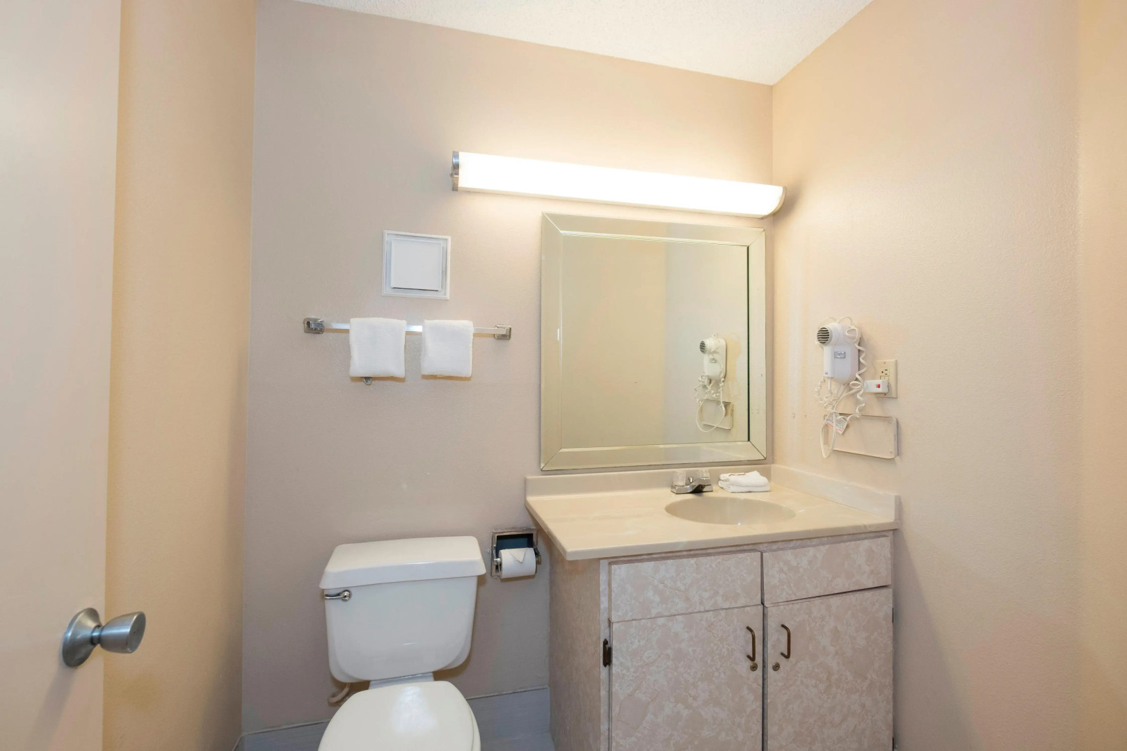 Red Roof Inn MacClenny