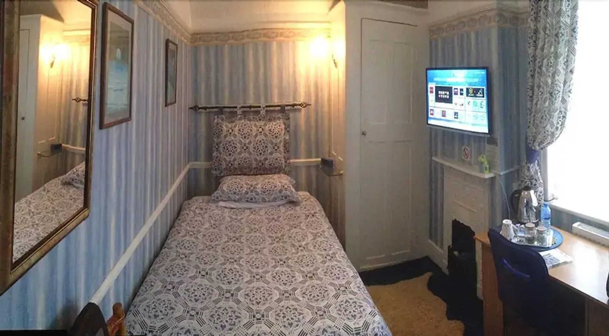 Vulcan Lodge Guest House