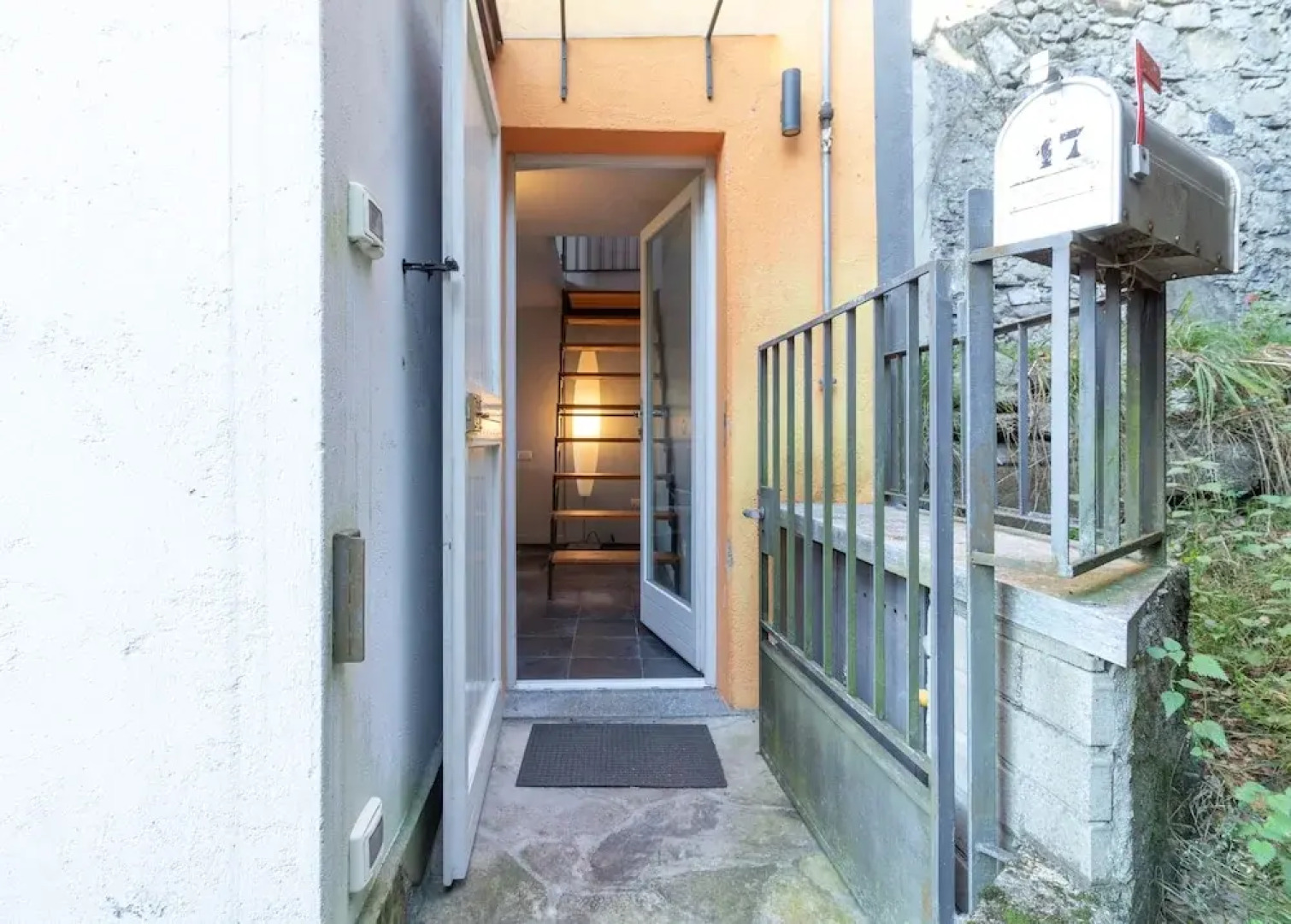 Mamma Ciccia Holiday Home - La Tour Orange Varenna