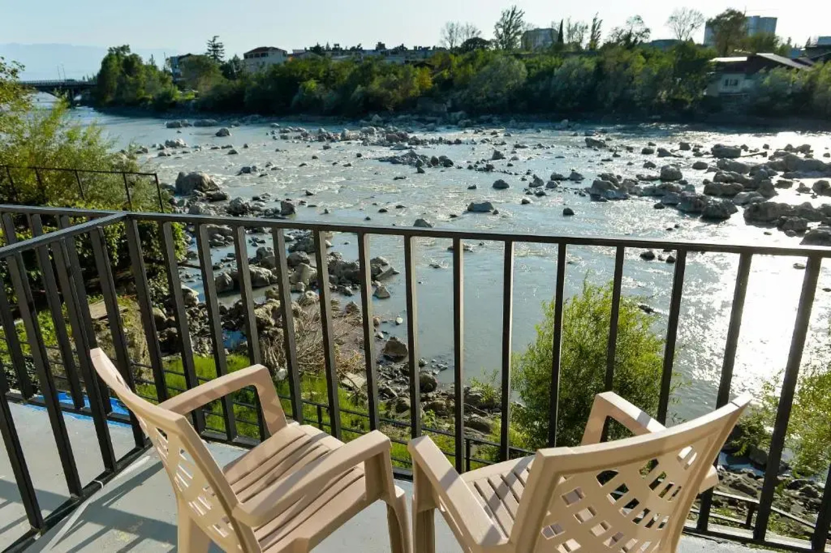 Four Seasons Riverside