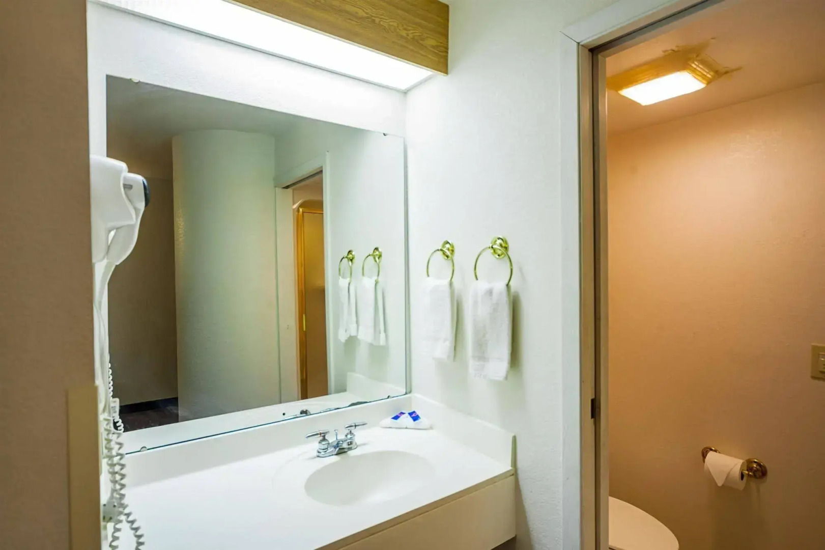 OYO Hotel Markle IN I-69