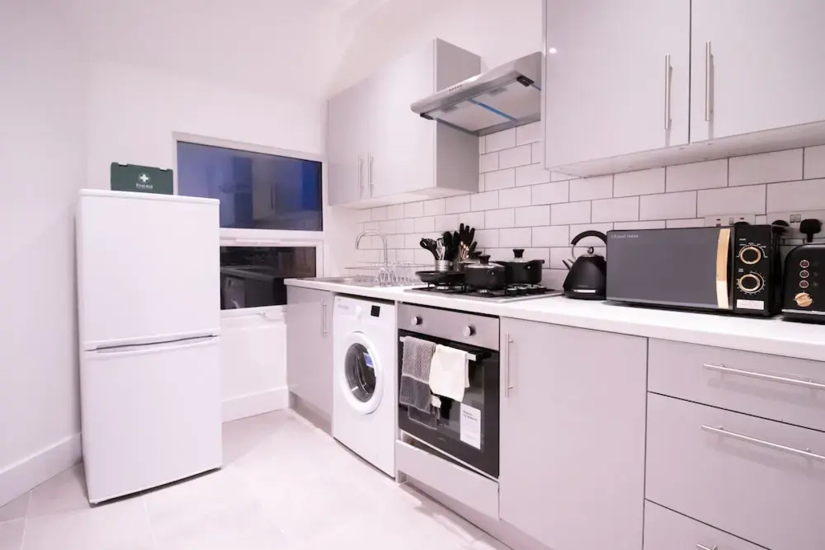 Everest Lodge Luxury Serviced Apartments - Farnborough