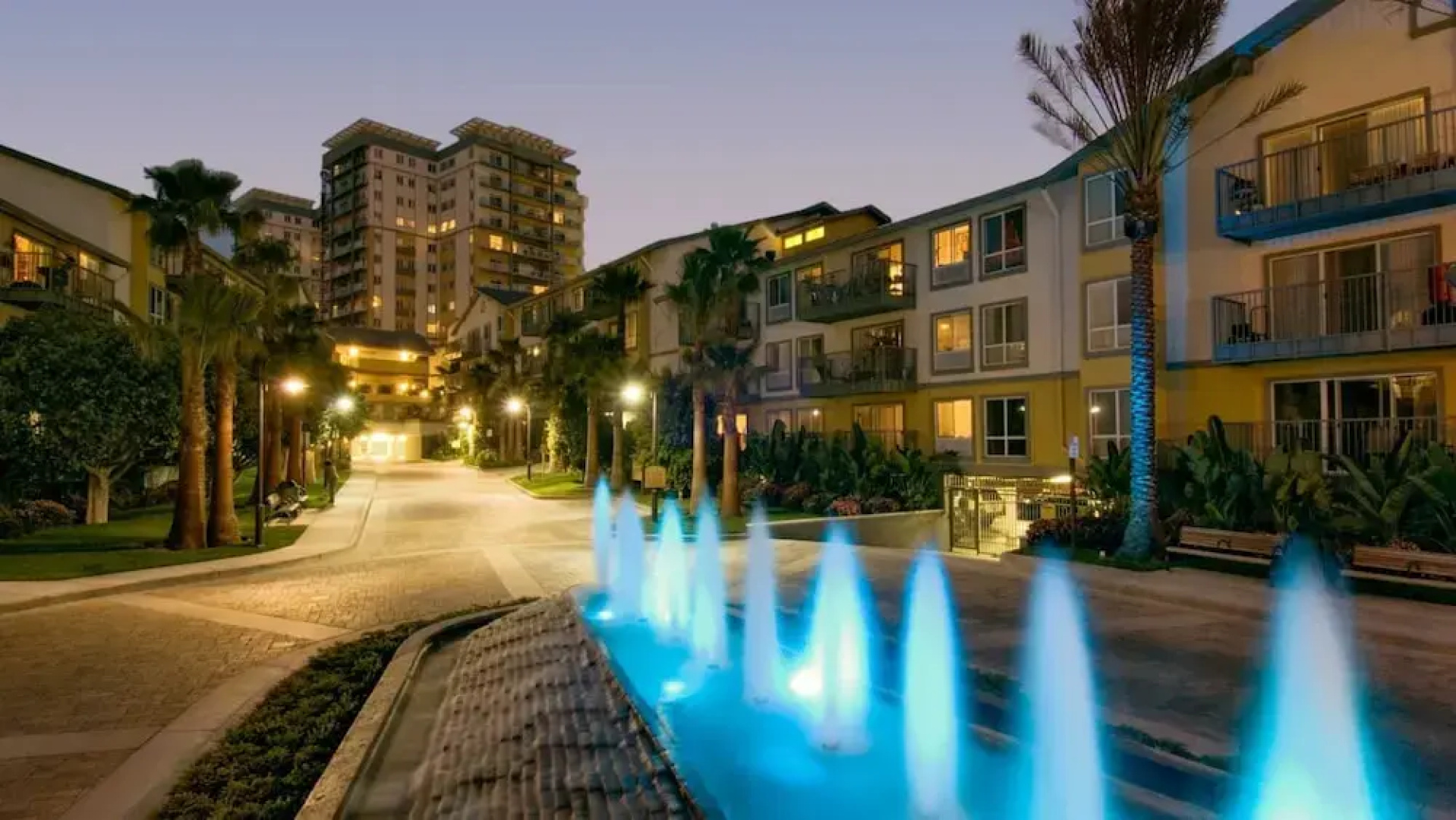 Global Luxury Suites at Via Marina