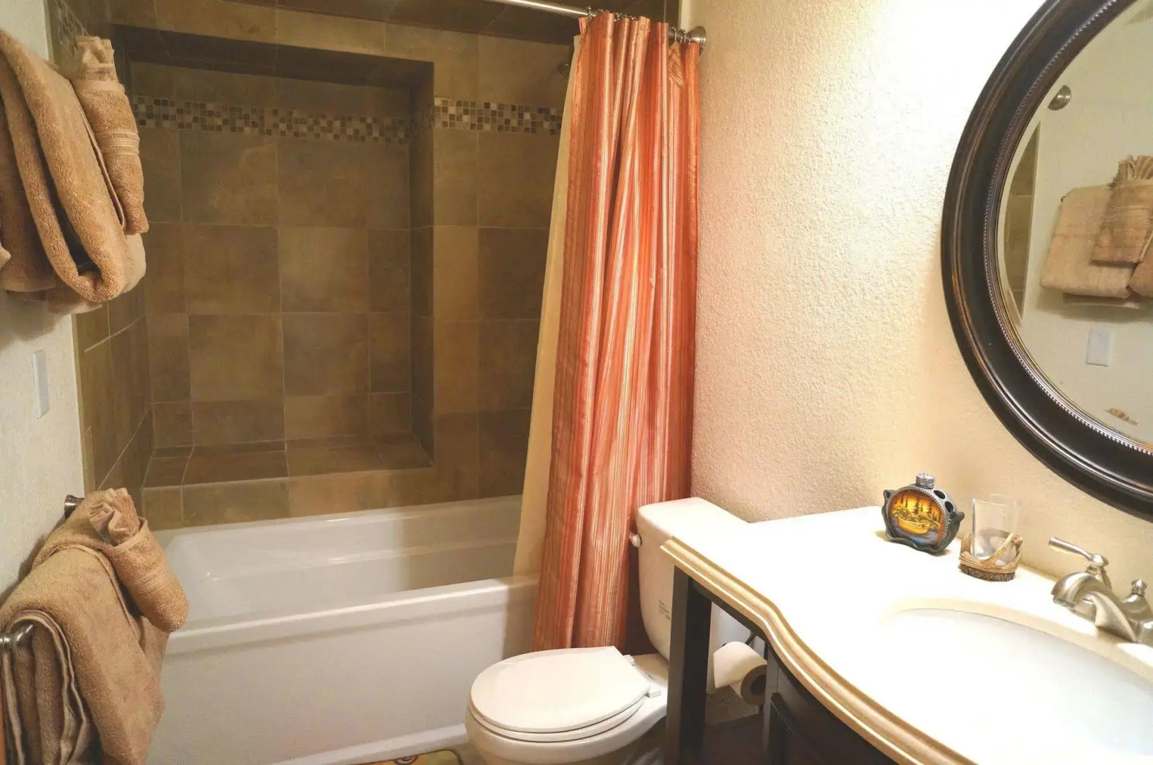 Abode at Racquet Club