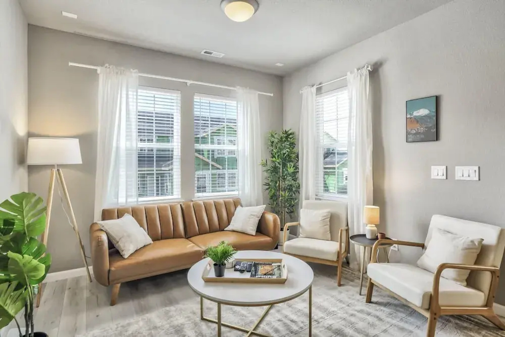 3BD Modern Home Close to Usafa