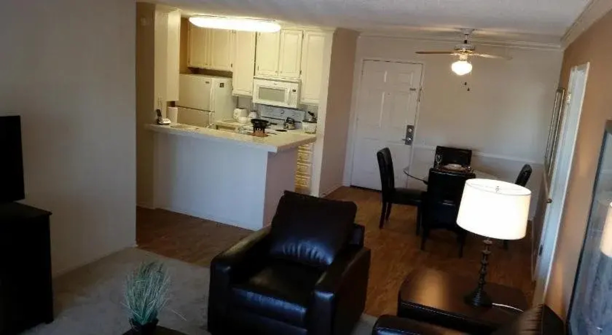 Oakwood at Eaves Seal Beach