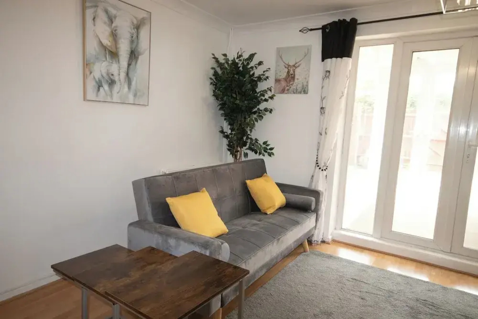 10min to Oxford - 3 Bedrooms - Sleeps 7 - Pets Ok