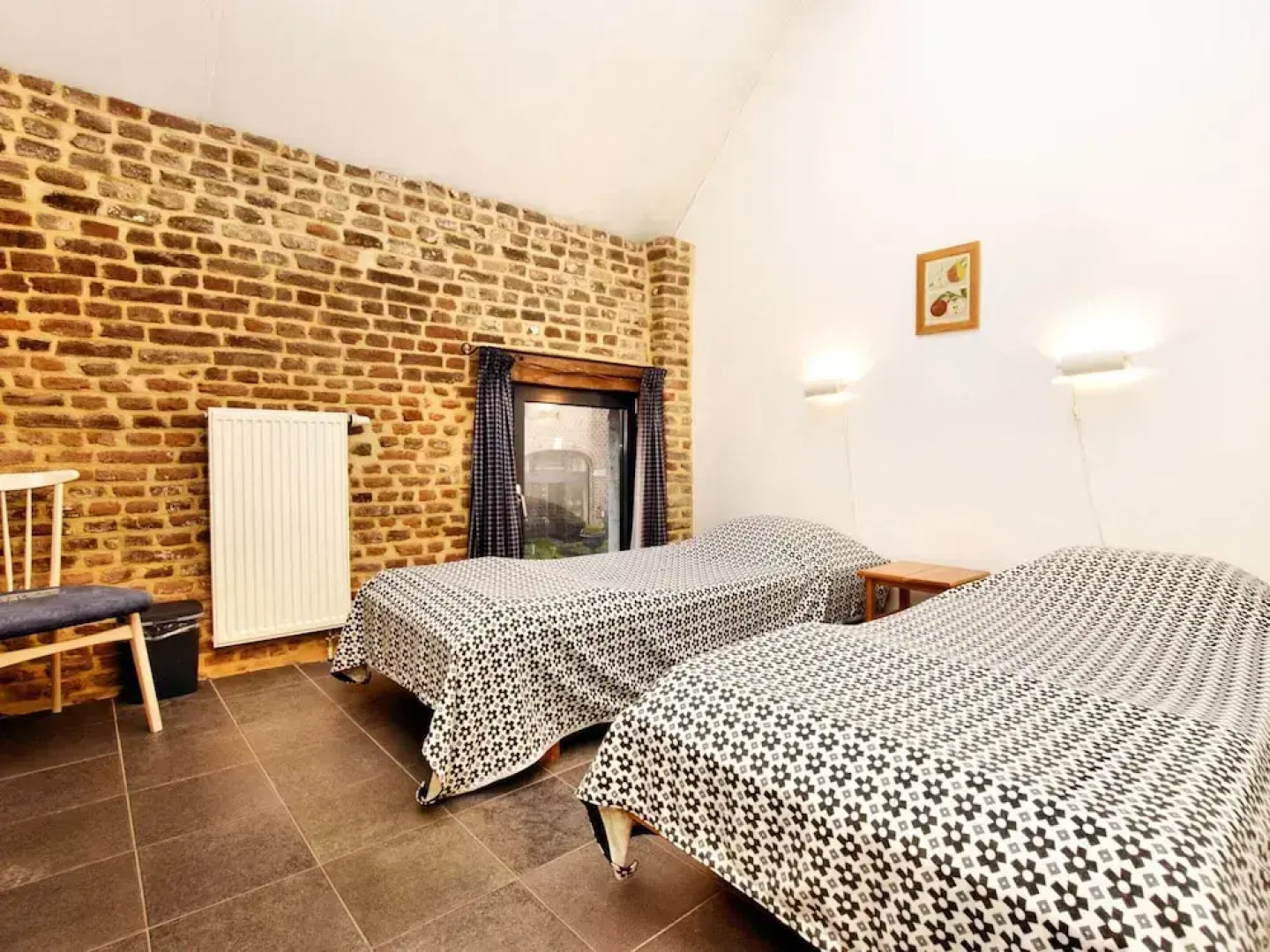 Pleasing Holiday Home in Richelle With Garden, Terrace, BBQ