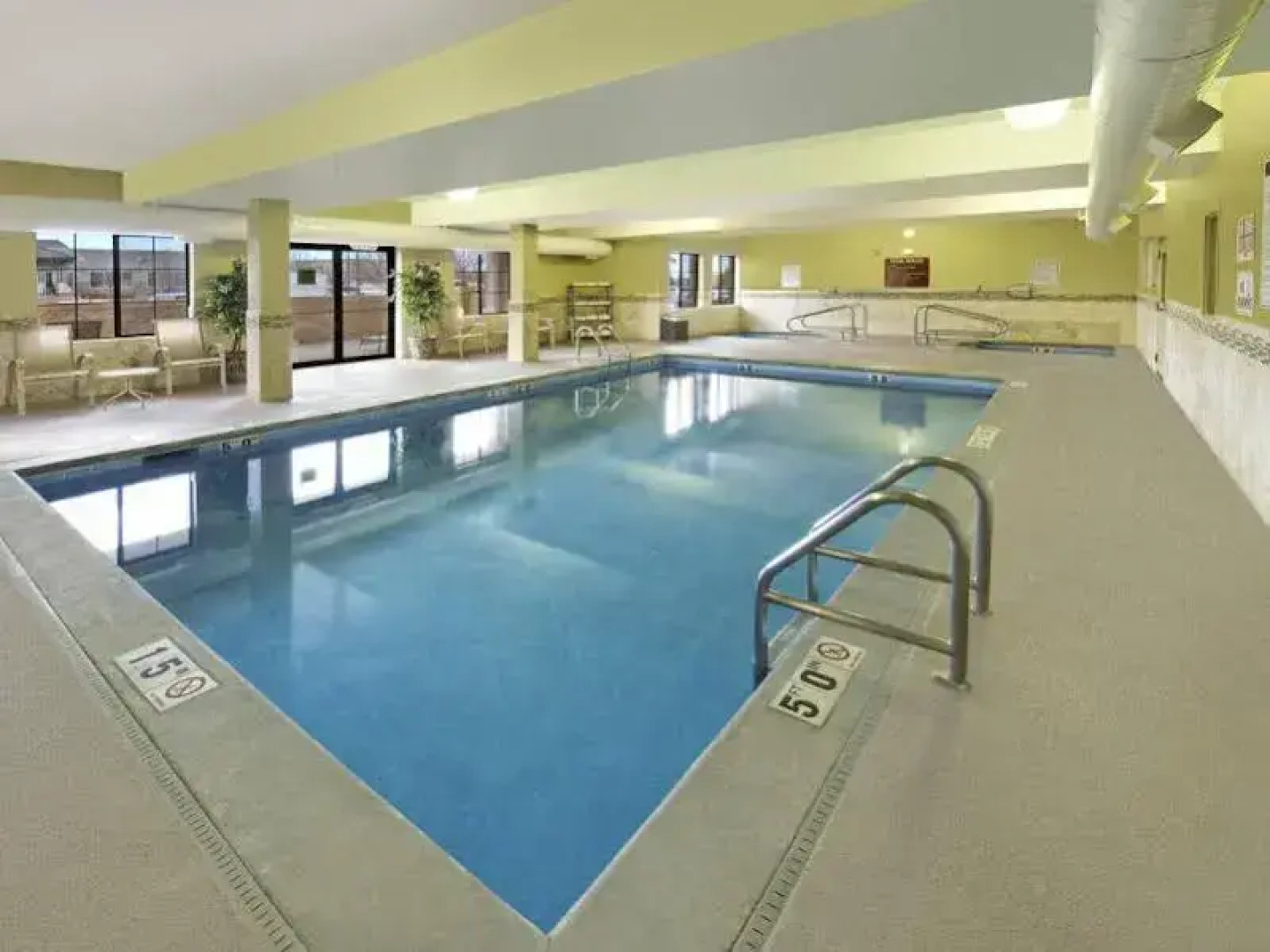 Red Lion Inn & Suites Denver Airport