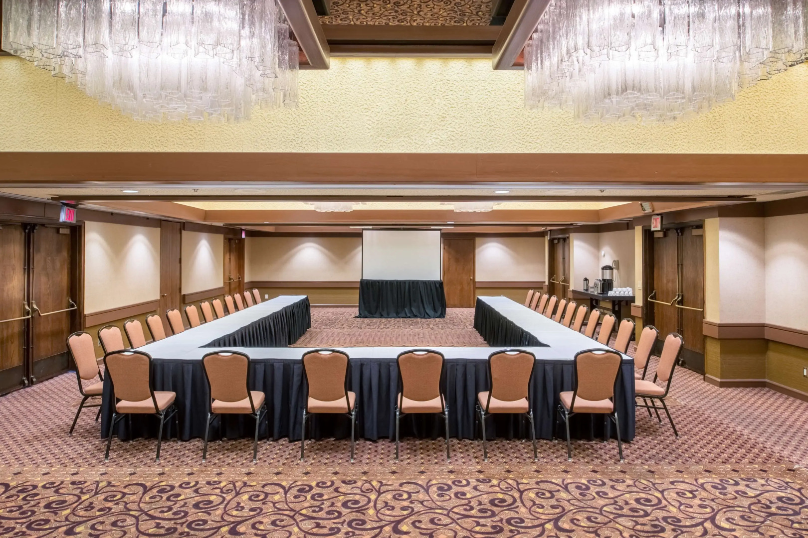 Red Lion Hotel Pasco Airport & Conference Center