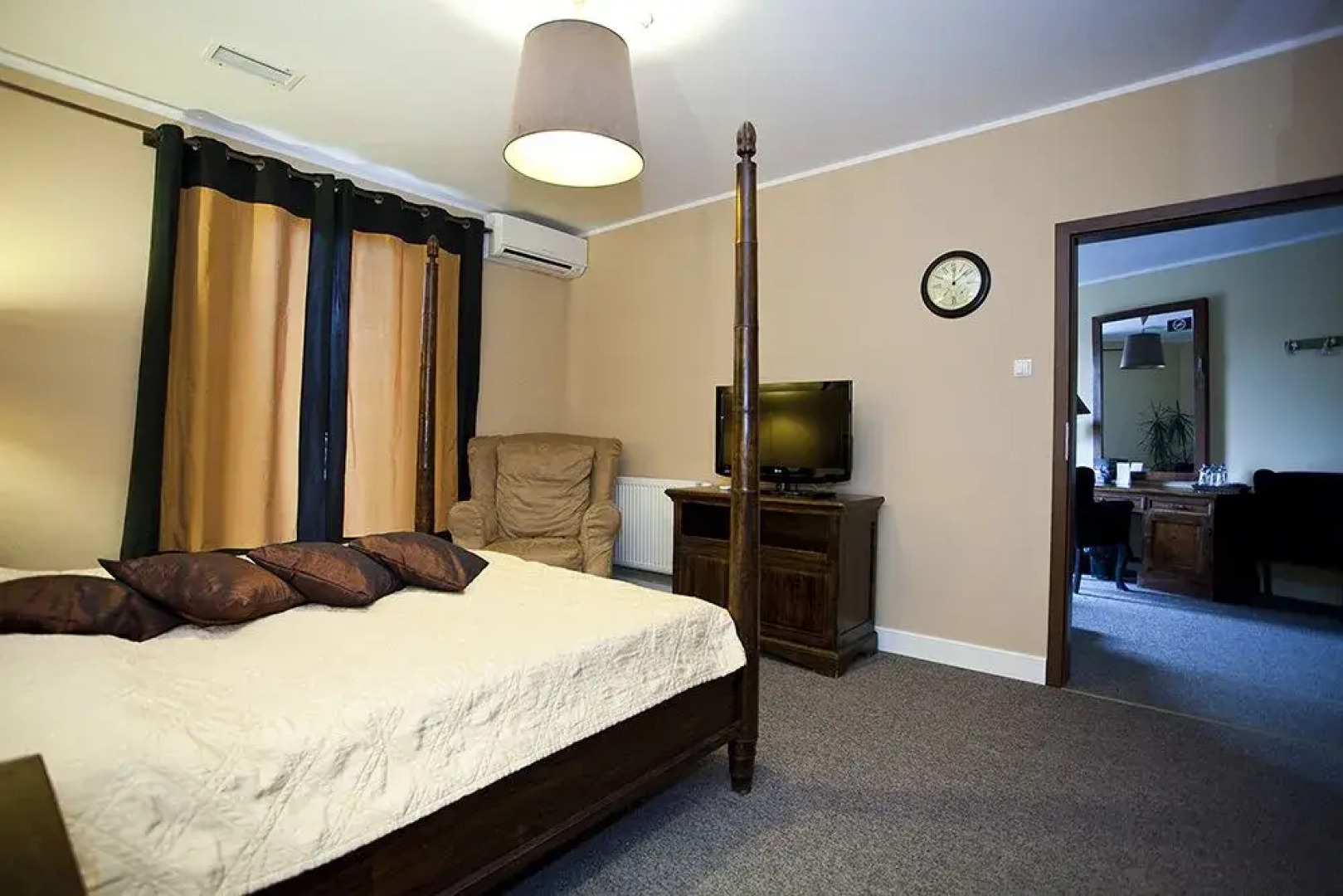 Szara Willa - Hotel, Catering i Konferencje Opole