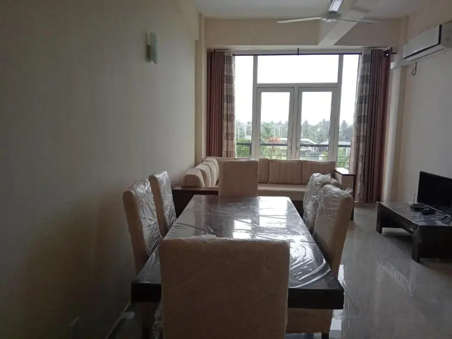 The Breeze by Suncity