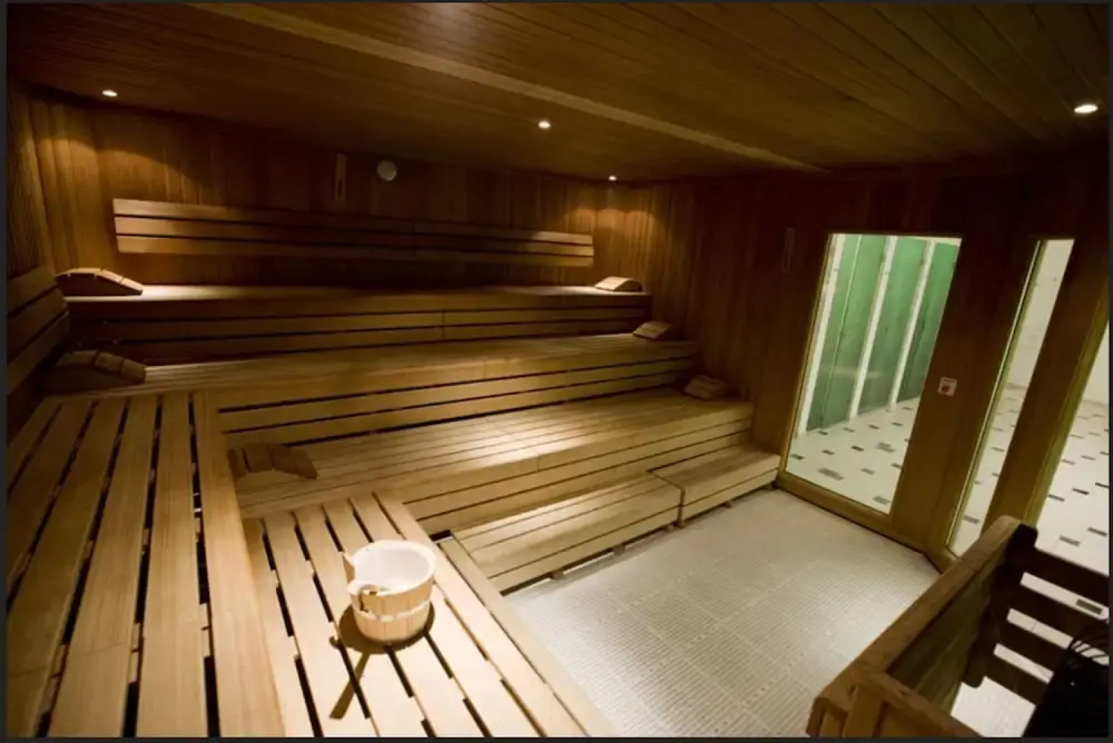 Sky Bungalow Green Beverly Hills