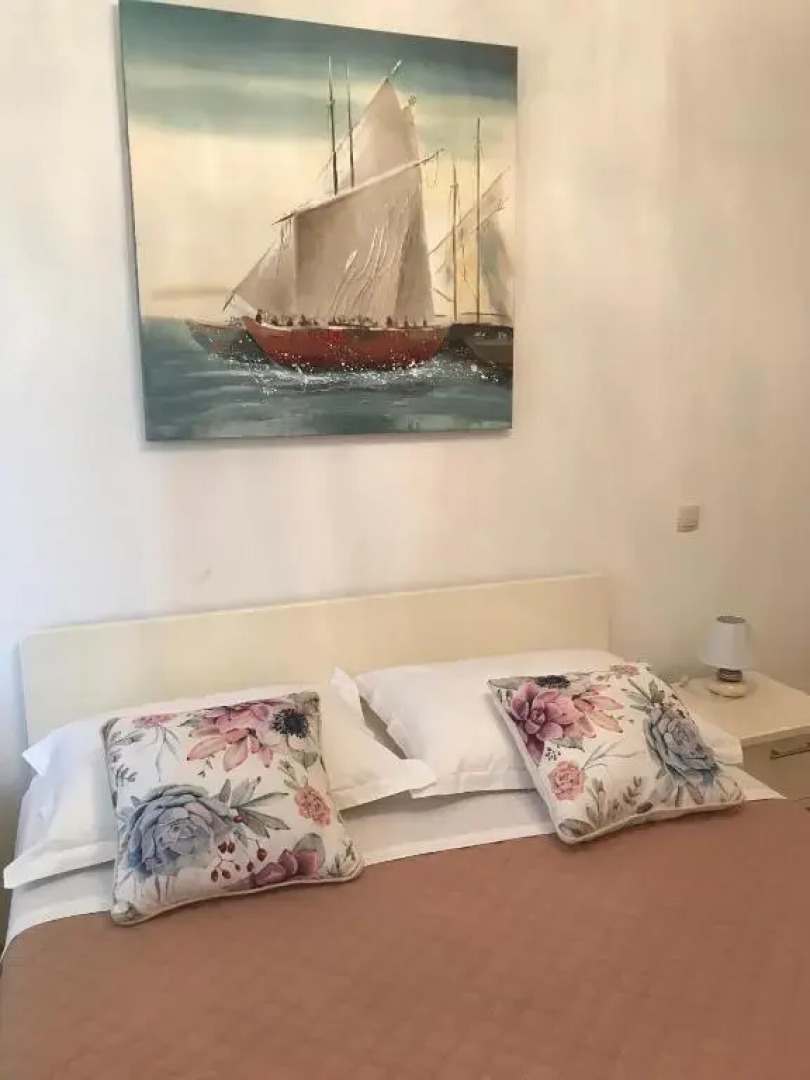 Sea view apartment near the beach 1-Jelsa center