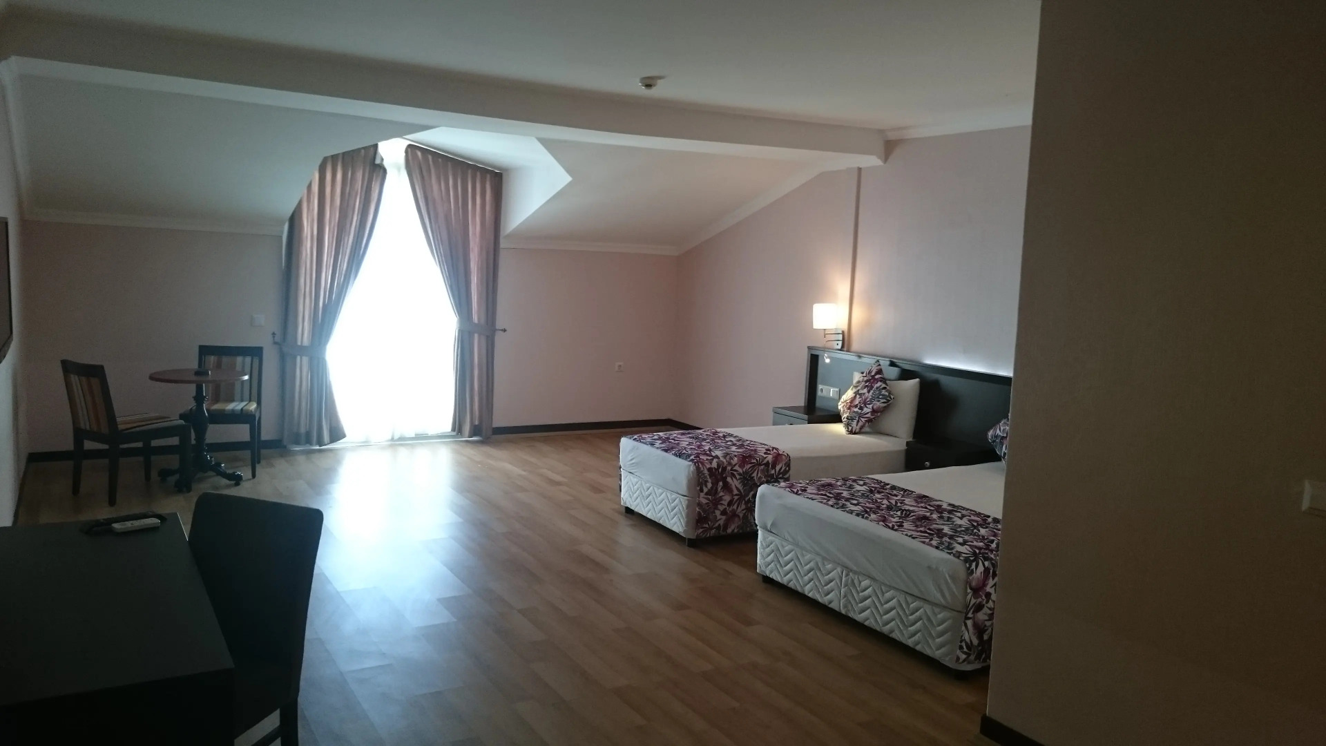 Sunshine Holiday Resort