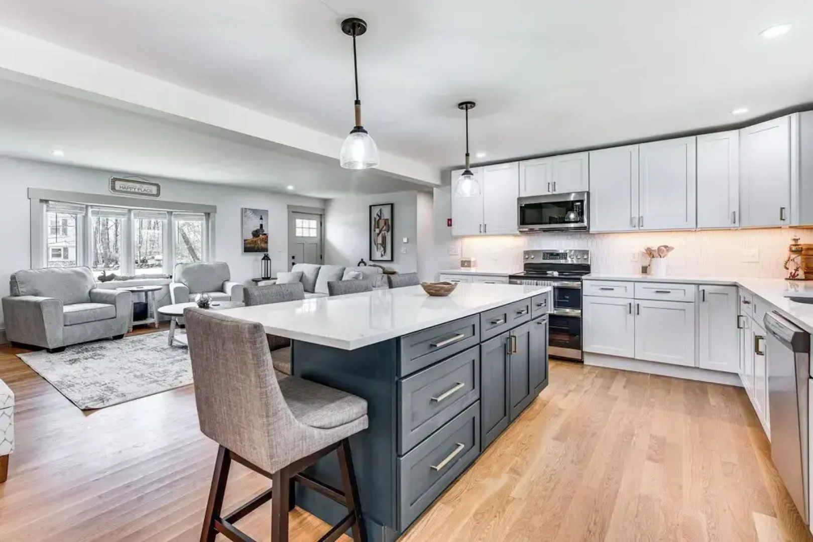 Beautiful Eliot Retreat w/ Fire Pit & Game Room!