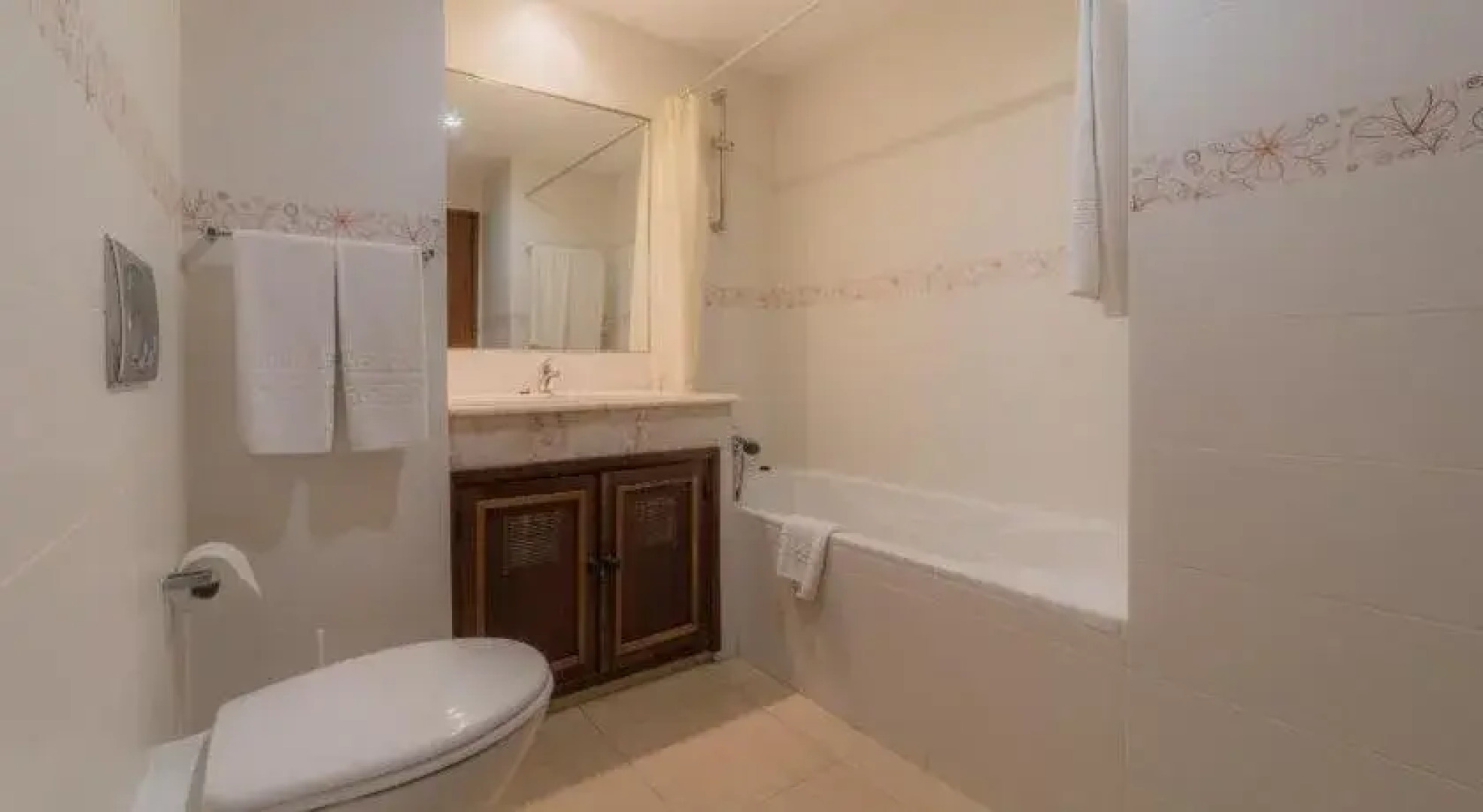 Algamar Apartments By Garvetur