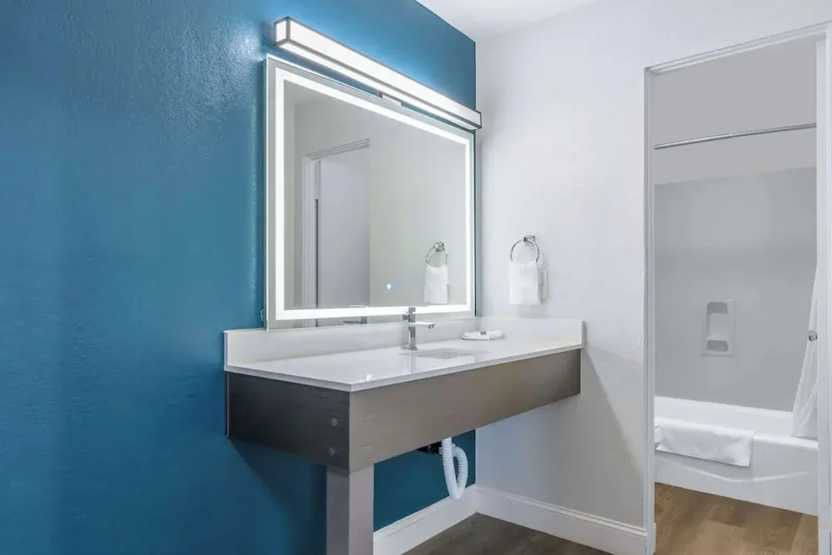 Studio 6 Suites Madera, California - Yosemite