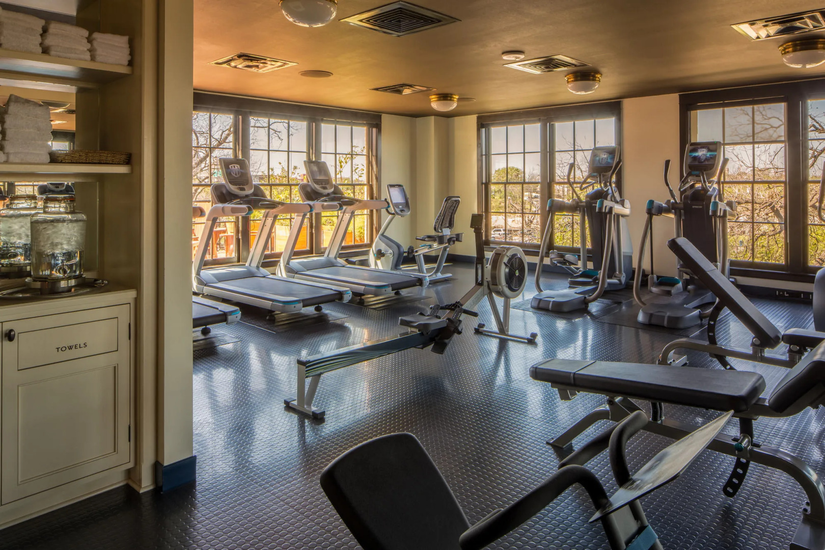 Hotel Emma at Pearl on the Riverwalk