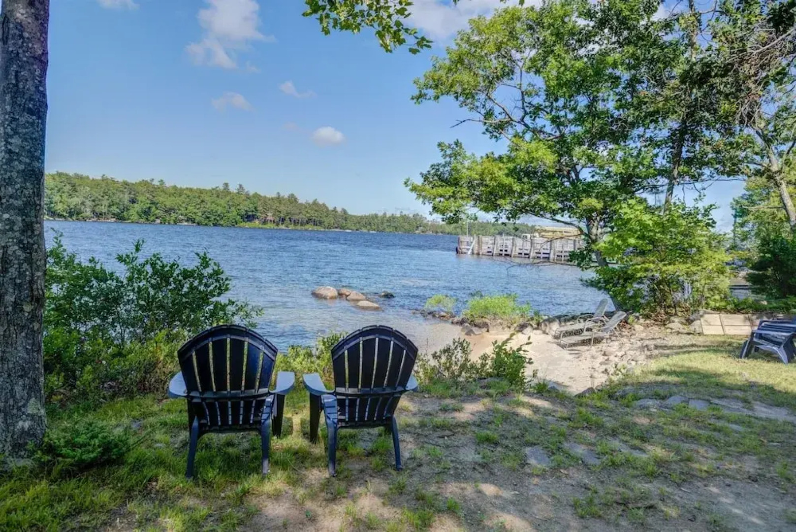 Ferry Tale Limit 10 3 Bedroom Cottage by RedAwning