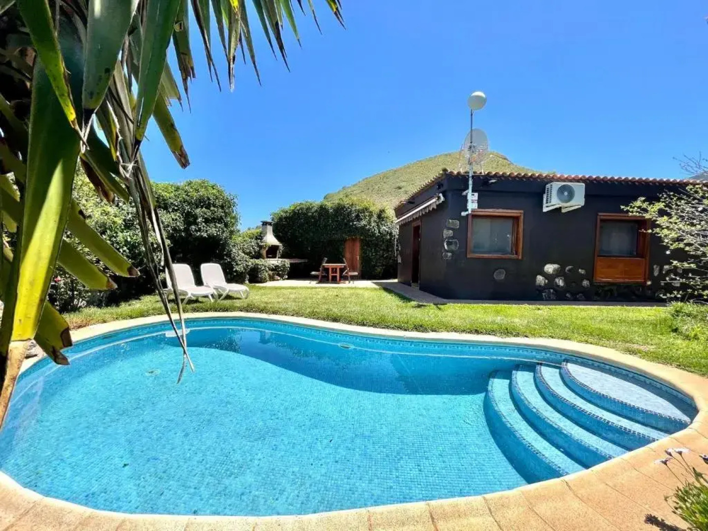 Rural house with Wifi, private pool, view of the Atlantic and Mount Teide