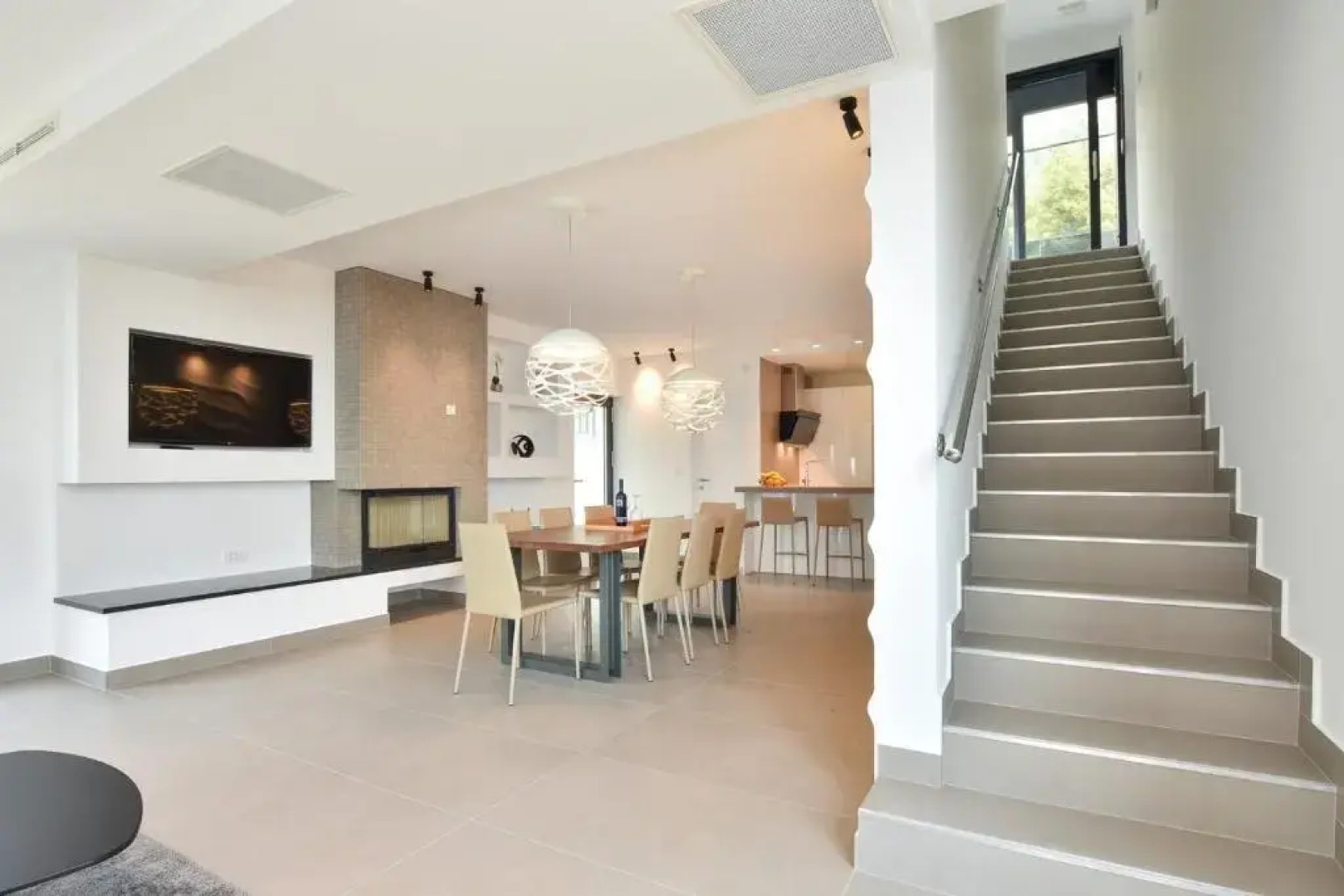 Luxury, seafront Villa IVAN with heated pool only 100m from beach