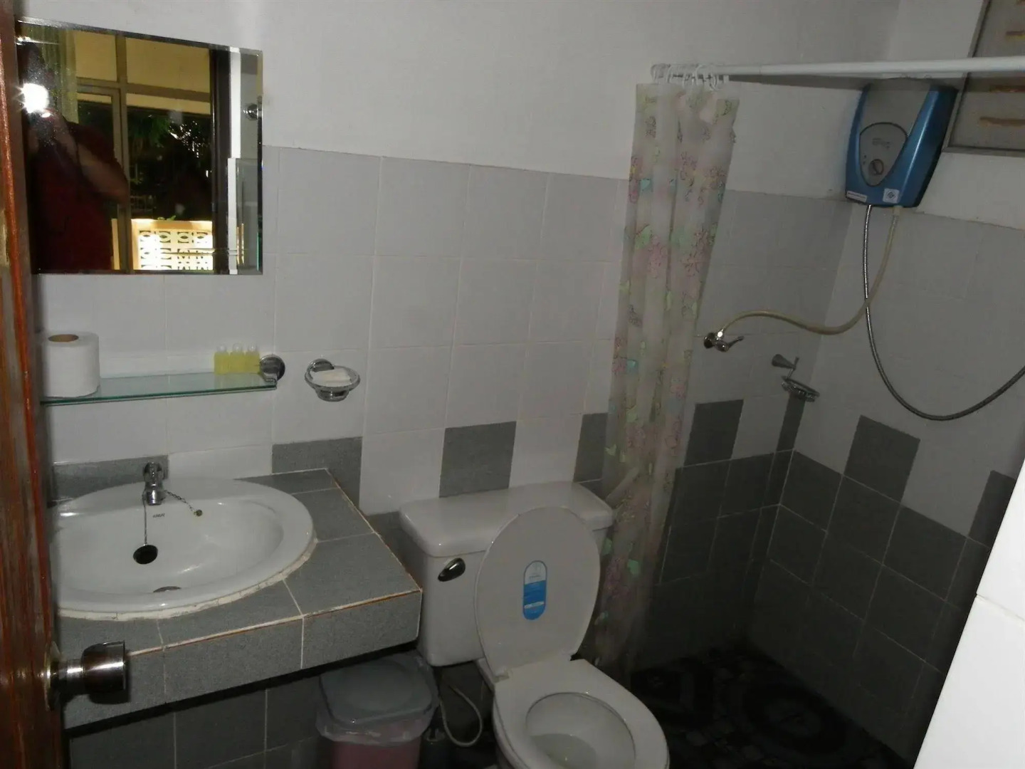 Blu' Beach Bungalows