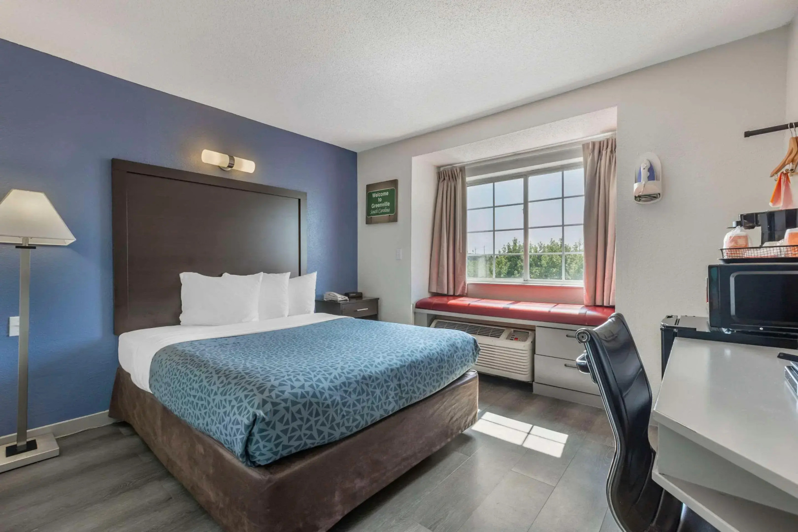 Greenville Pelham Inn by IHG