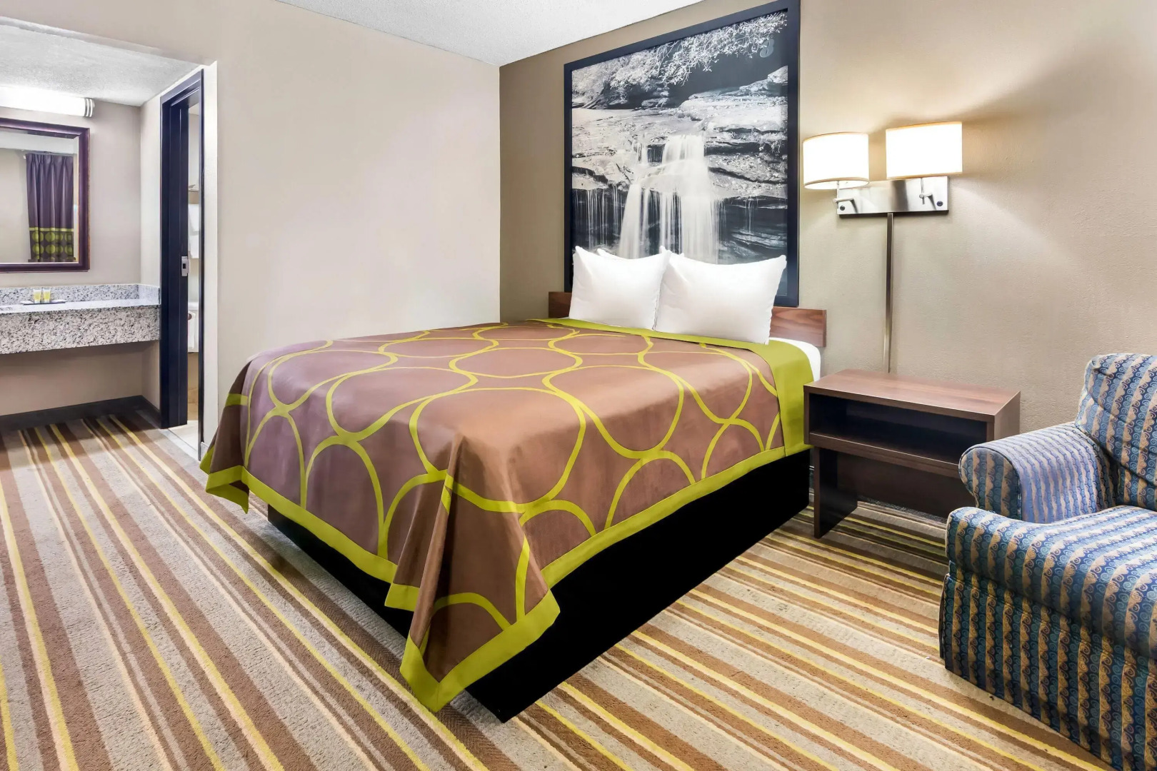 Super 8 by Wyndham Columbia