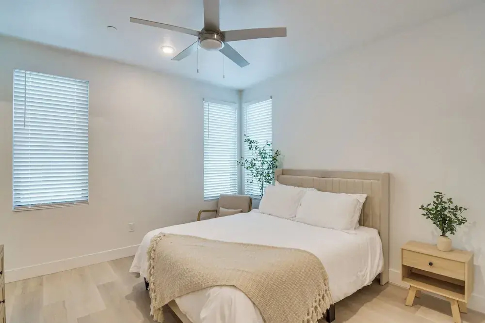 3 Mi to Lake Dillon: Condo Near Shops & Eats!