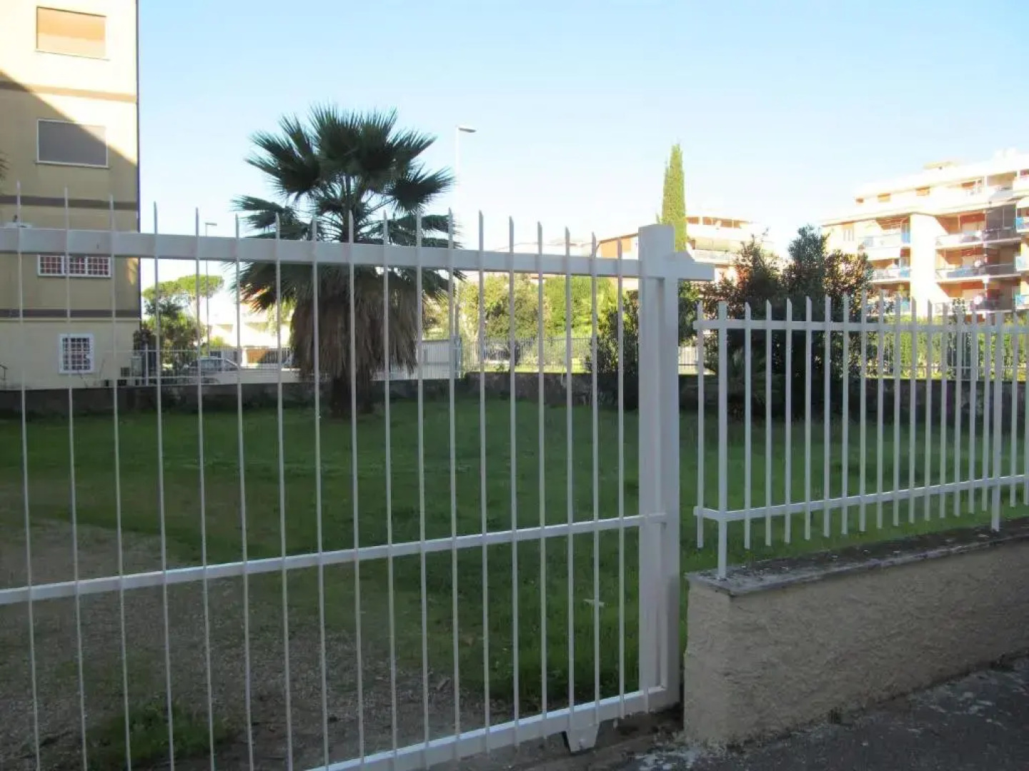 Luminoso Appartamento A 80 Metri dal Mare