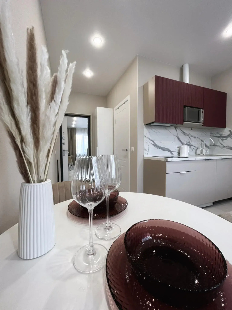 STATUS (Статус) на улице Степана Повха